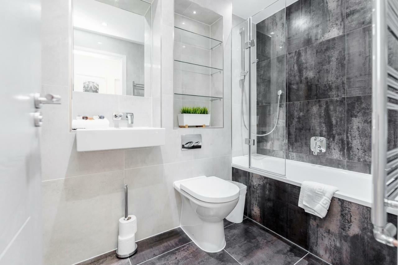 Roomspace Serviced Apartments- Walpole Court Ealing Ngoại thất bức ảnh